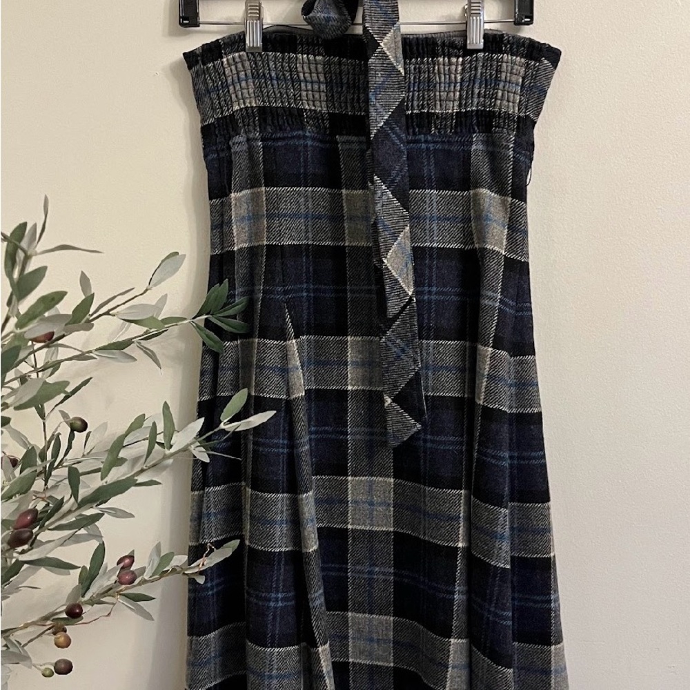 Susana Monaco Navy and Gray Plaid skirt with belt